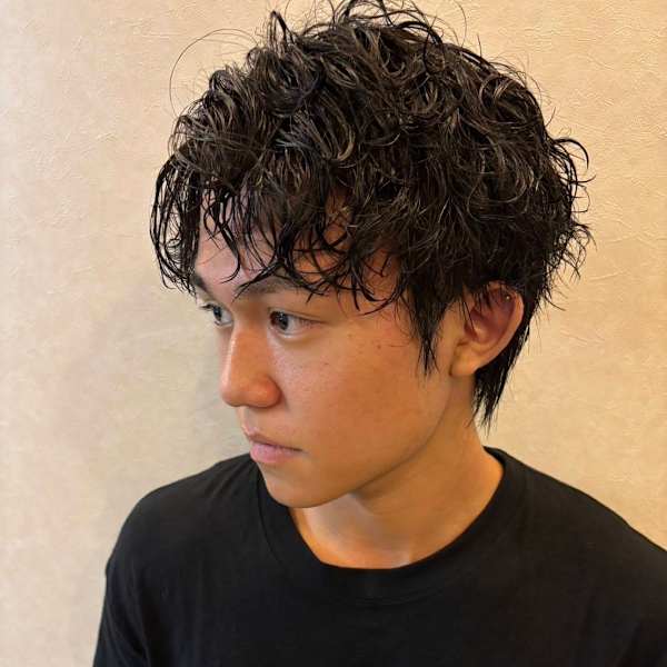 スパイラルパーマ×濡れ感ショート