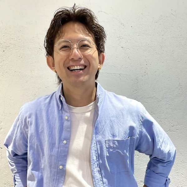 KENJE横浜-Smart Salon-【ケンジヨコハマスマートサロン】のスタッフ紹介。森 雄也【オージュアソムリエ取得】