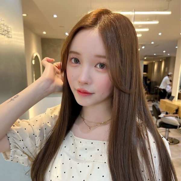 Zina 博多 髪質改善＆トリートメント＆艶髪【ジーナハカタ カミシツカイゼン トリートメント ツヤガミ】のスタッフ紹介。トレンド 特集