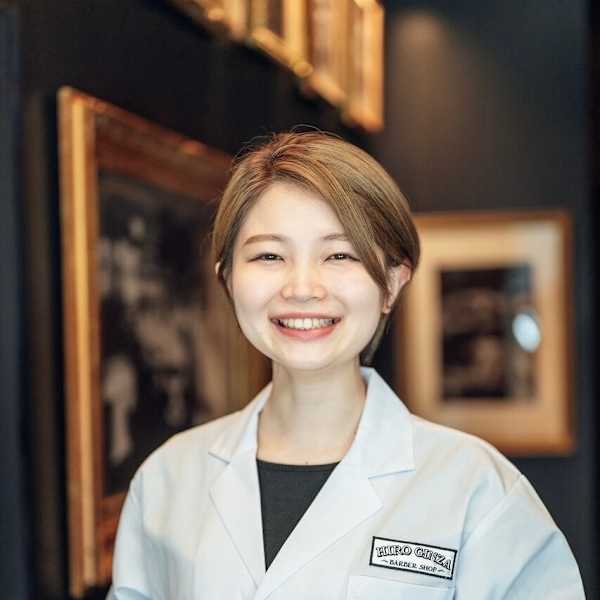 ヒロ銀座barbershop 福岡本店【ヒロギンザバーバーショップフクオカホンテン】のスタッフ紹介。井手　葉月