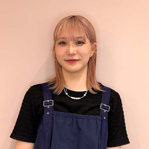 Rosier Bleu ミルボンAujua認定サロン【ロジェブルー ミルボンオージュアニンテイサロン】のスタッフ紹介。工藤