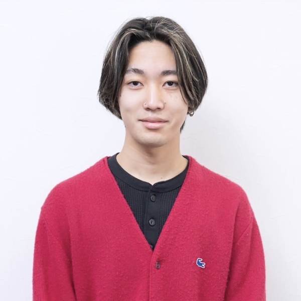 HAIR WORKS bona.【ヘアワークスボナ】のスタッフ紹介。値賀　大樹