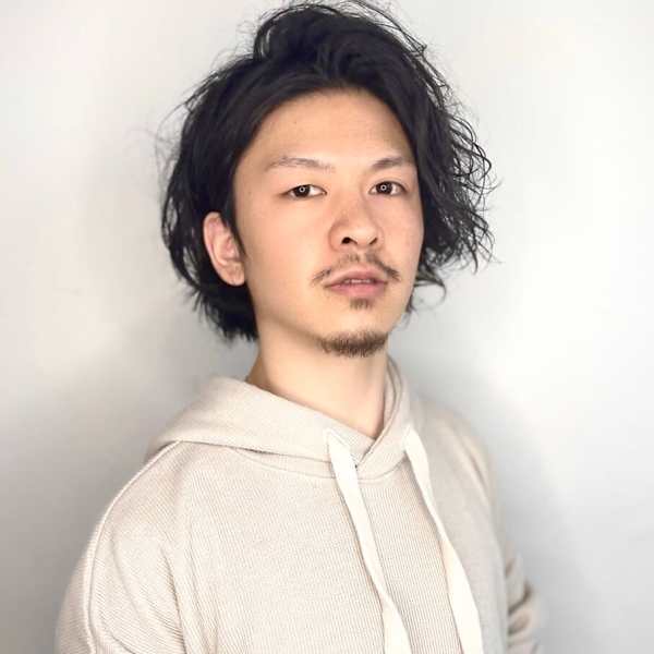 SOURCE 梅田【ソース ウメダ】のスタッフ紹介。長嶋 佑介