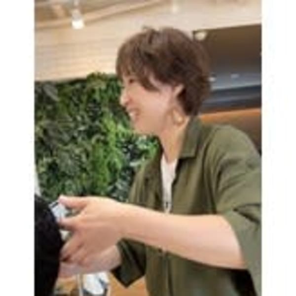 Hair Make Bamboo【ヘアメイクバンブー】のスタッフ紹介。山本 美和