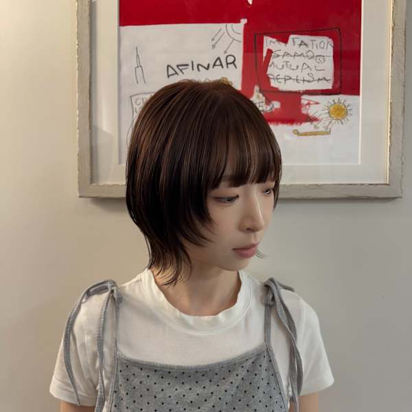 ふんわり透け感/大人かわいいショートウルフ|Afinar新宿