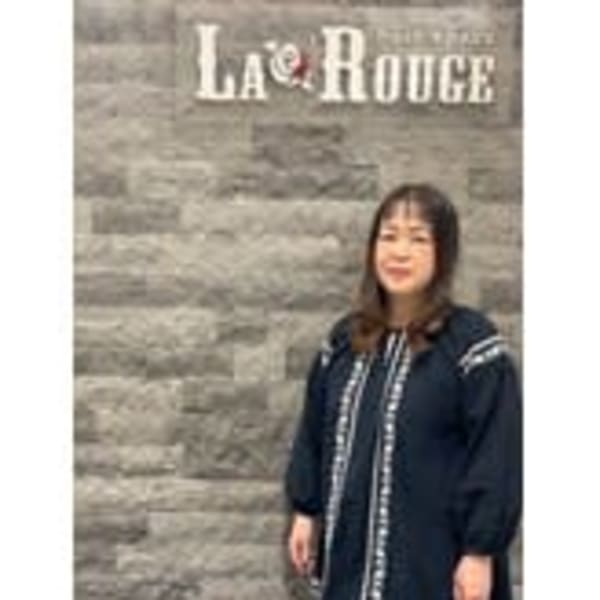 LA ROUGE 上田店【ラルージュウエダテン】のスタッフ紹介。土屋 江利香