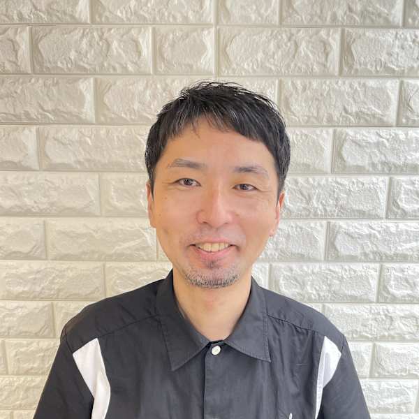 tip・top つつじヶ丘店【チップタップ ツツジガオカテン】のスタッフ紹介。池田 敬