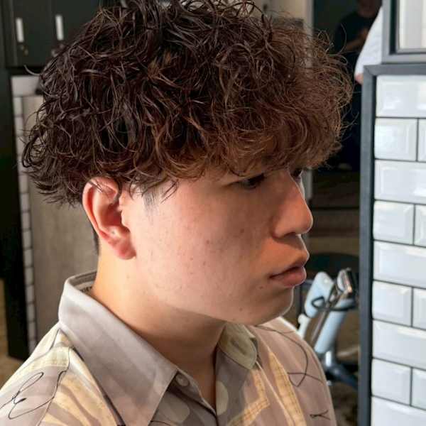 波巻きスパイラルパーマ　プードルパーマ　外国人風パーマ　