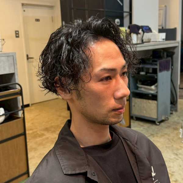 .ツイストスパイラル　センターパート　大人カジュアル　