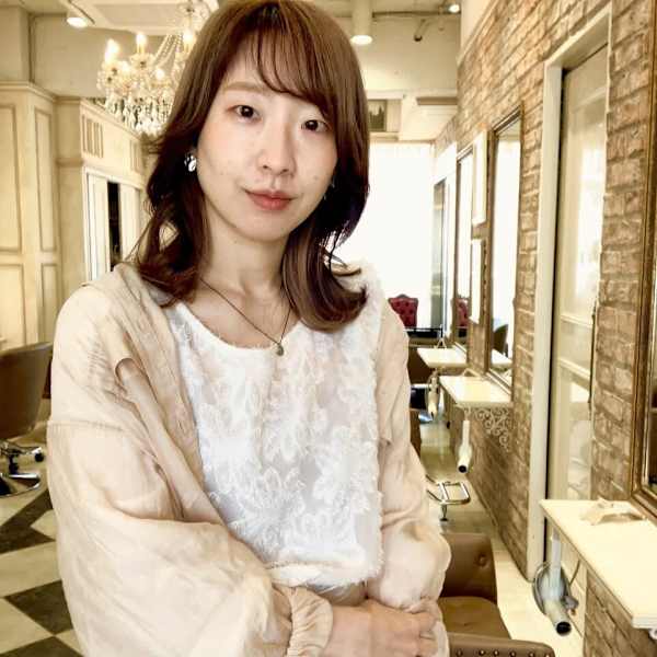 Shelia by artina 町田2号店【シェリアバイアルティナ マチダニゴウテン】のスタッフ紹介。加山 ひな美