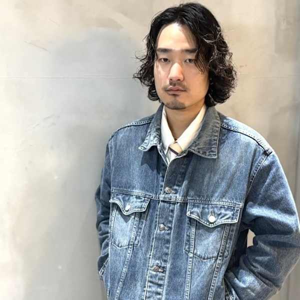 Rowan by artina 横須賀中央店【ロワン バイ アルティナ ヨコスカチュウオウテン】のスタッフ紹介。滝田太一