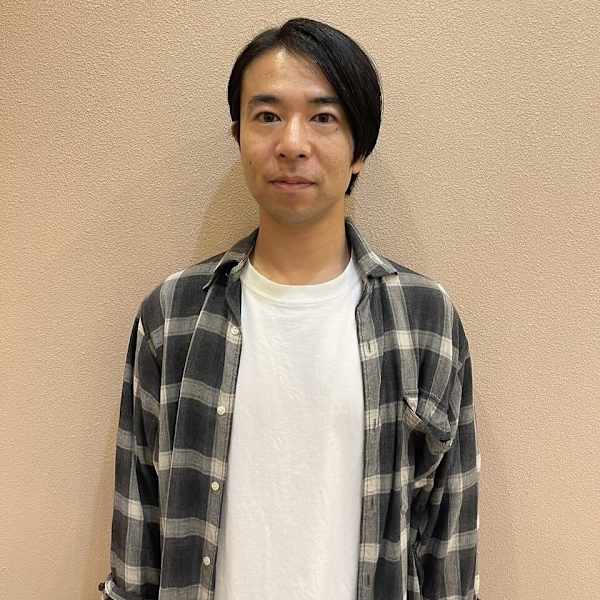 Lelie by artina川越店【レリー バイ アルティナ カワゴエテン】のスタッフ紹介。AKIO