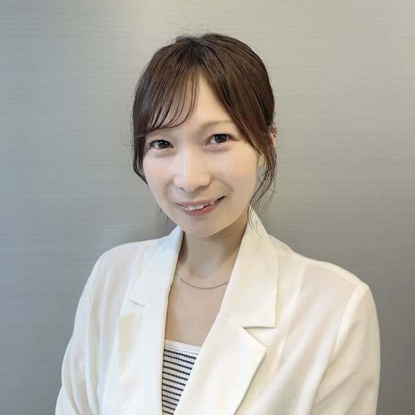 HAIR & MAKE EARTH 青葉台店【ヘアメイクアース アオバダイテン】のスタッフ紹介。山内 佑莉