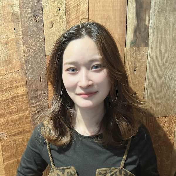 HAIR & MAKE EARTH 青葉台店【ヘアメイクアース アオバダイテン】のスタッフ紹介。田村瑠理