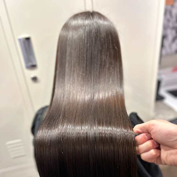 【圧倒的艶髪】艶髪縮毛矯正|ARiA TWiN by ECLART