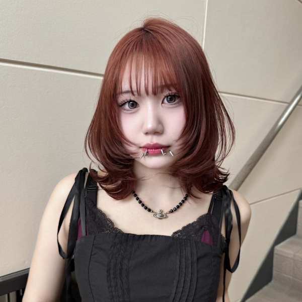 ケイ＊10〜20代ハッシュカット　ミディアムレイヤー|SHICUNE