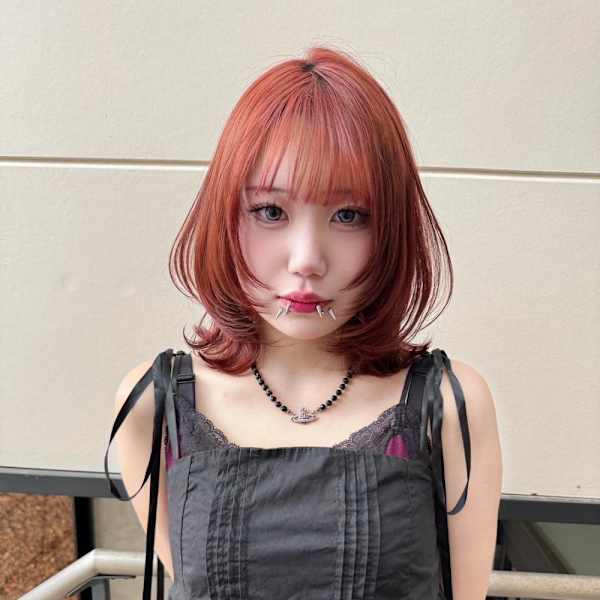 ケイ＊10〜20代ハッシュカット　ミディアムウフル|SHICUNE