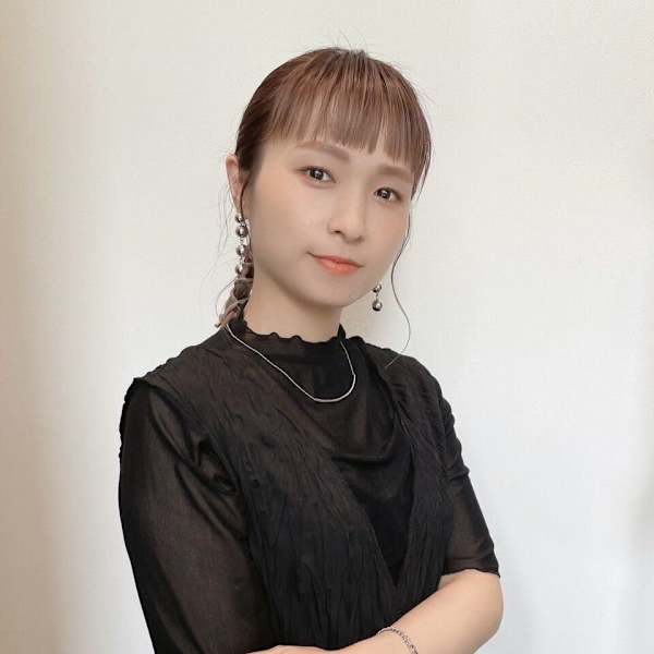 半個室 rire hair 香椎店【ハンコシツリールヘアーカシイテン】のスタッフ紹介。杉原 とも子