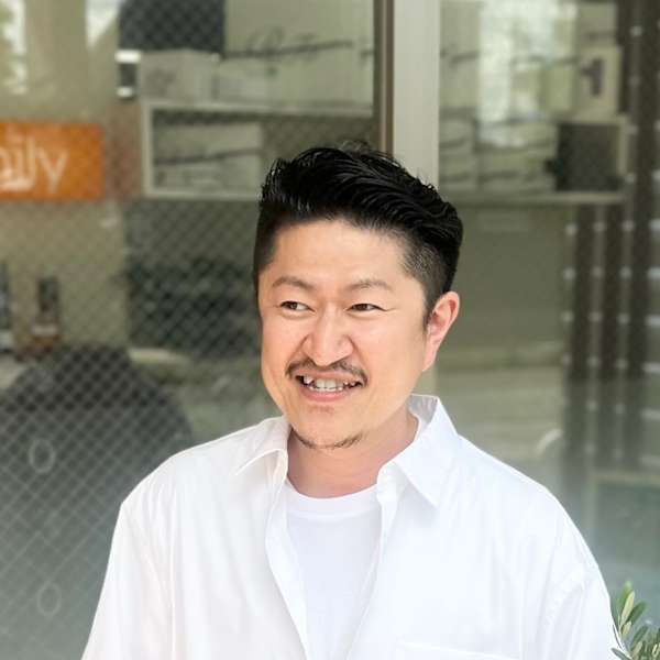 VAN family 四ツ居店【ヴァンファミリー ヨツイテン】のスタッフ紹介。荒井 芳康