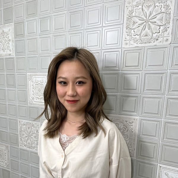 Henrietta 自由ヶ丘【ヘンリエッタ ジユウガオカ】【ヘンリエッタ ジユウガオカ】のスタッフ紹介。土田 メイ