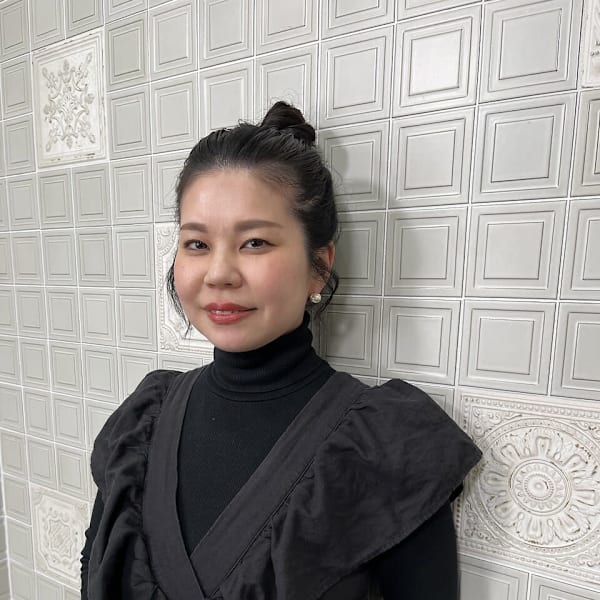 Henrietta 自由ヶ丘【ヘンリエッタ ジユウガオカ】【ヘンリエッタ ジユウガオカ】のスタッフ紹介。井上 みほ