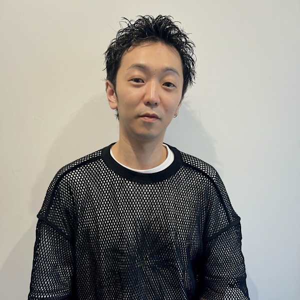 全席個室【髪質改善×ヘアケア特化型サロン】newi京都四条烏丸【ゼンセキコシツ カミシツカイゼンヘアケアトッカガタサロン ネウィ キョウトシジョウカラスマ】のスタッフ紹介。masahiro