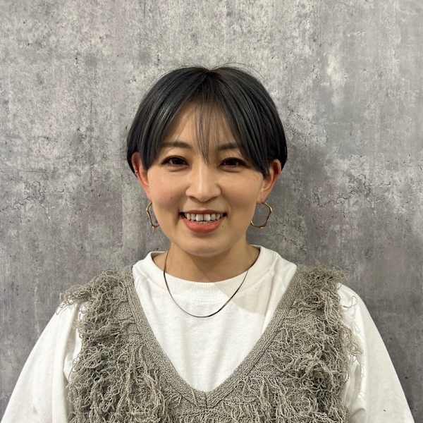 Alpha【アルファ】のスタッフ紹介。正分　真美