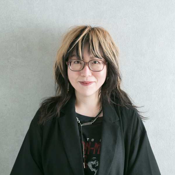 全室個室サロン Re:nk HAIR【ゼンシツコシツサロン リンク ヘアー】のスタッフ紹介。彰子