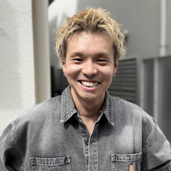 em HAIR 【エムヘアー】【エムヘアー】のスタッフ紹介。鈴木貴彦 [下北沢駅]