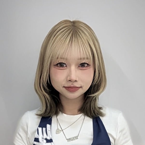 flammeum 池袋【フラミュームイケブクロ】のスタッフ紹介。まな