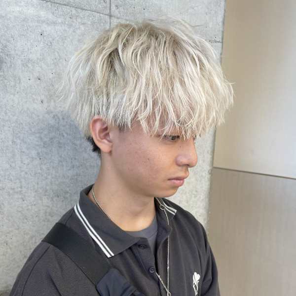 波打ちパーマ×ハイトーンカラー