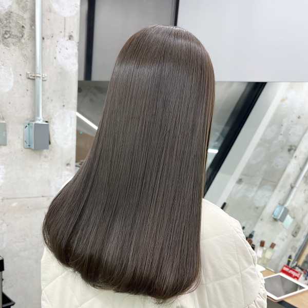 リンゴ幹トリートメント/艶/アッシュグレージュ|全席個室【髪質改善×ヘアケア特化型サロン】newi京都四条烏丸
