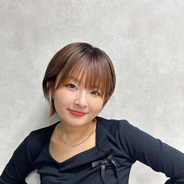 Ash 桜木町店【アッシュサクラギチョウテン】のスタッフ紹介。齋藤鈴華