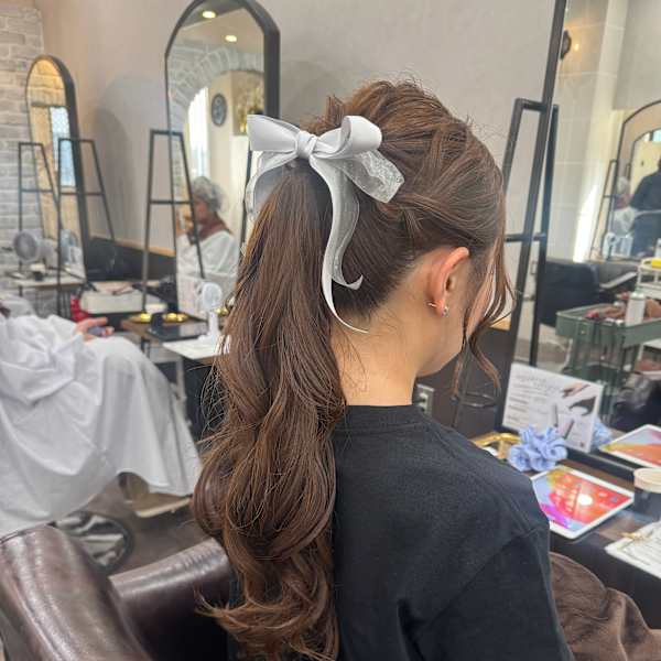 ポニーテールアレンジ