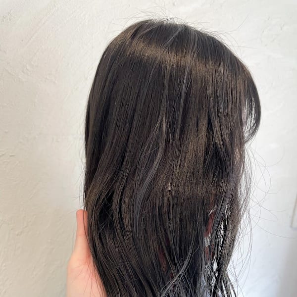 切りっぱなしミディアム○モノトーングレージュ