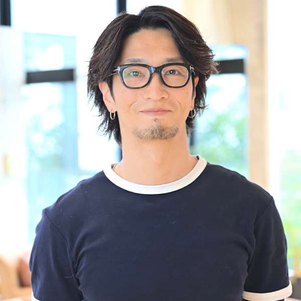 GRAND【グランド】のスタッフ紹介。小林　悠太