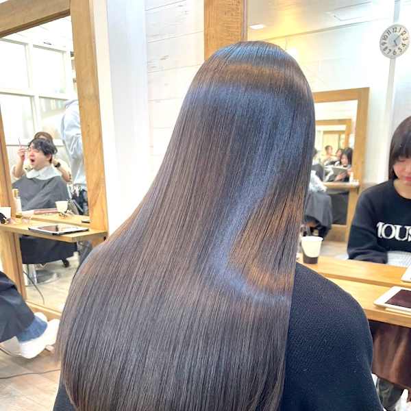 丸型卵形ベース逆三角ロング美髪ピンクブラウン髪質改善縮毛矯正