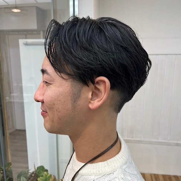 爽やかメンズカットアッシュブラックナチュラルパーマ社会人学生