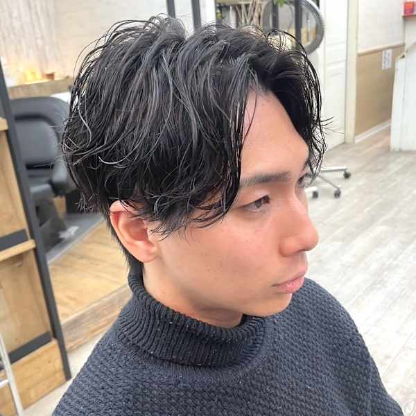 ハイライトマッシュパーマイメチェン黒髪メンズカット