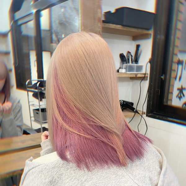 抜きっぱなしカラーブロンドヘア桜ピンクインナーカラー