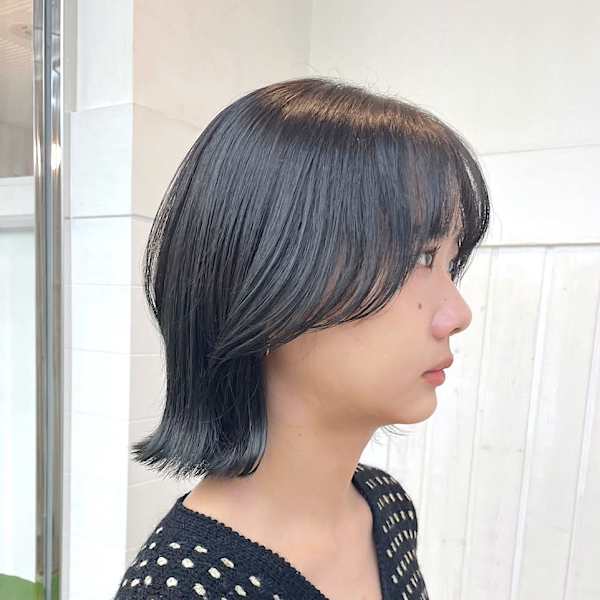 韓国ネイビーブラックイメチェンウルフハッシュカット