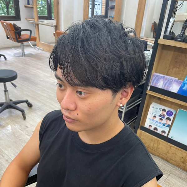 メンズカット爽やか刈り上げツーブロナチュラルメンズヘア|newi 広島