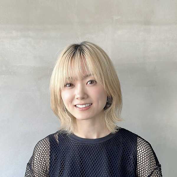 hair salon ulu【ヘアーサロンウル】のスタッフ紹介。阿部 有里加