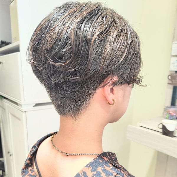 ショート 2ブロック メンズライク パーマ