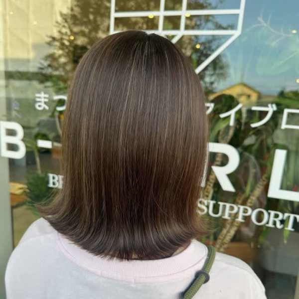 ももか】夏のハイライトカラー/白髪ぼかし|B-WORLD