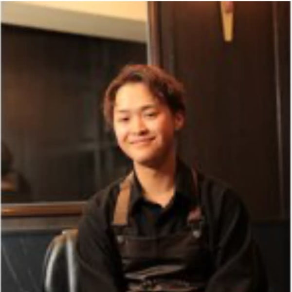 Million Bucks Barbershop 御徒町店【ミリオンバックスバーバーショップ オカチマチテン】のスタッフ紹介。伊藤　博紀