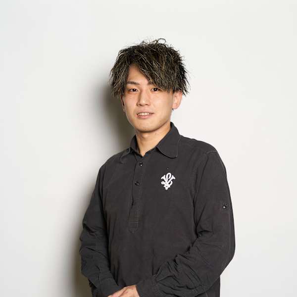 LAVIE NEW STANDARD BARBER 両国店【ラヴィ ニュー スタンダード バーバー リョウゴクテン】のスタッフ紹介。TAKAHASHI HAYATA