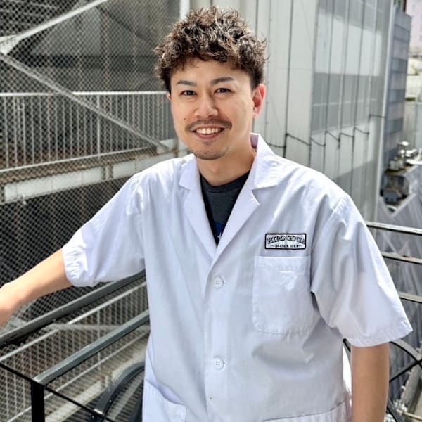 HIRO GINZAヘアサロン仙台名掛丁店【ヒロギンザヘアサロン センダイナカケチョウテン】のスタッフ紹介。山並 翼