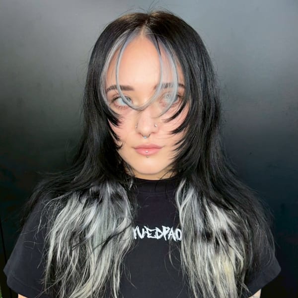 インナーカラー　デザインカラー　ハイトーン　原宿/表参道