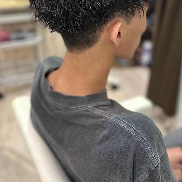 メンズに大人気、波巻きパーマ、メンズパーマ!|KORERO hair